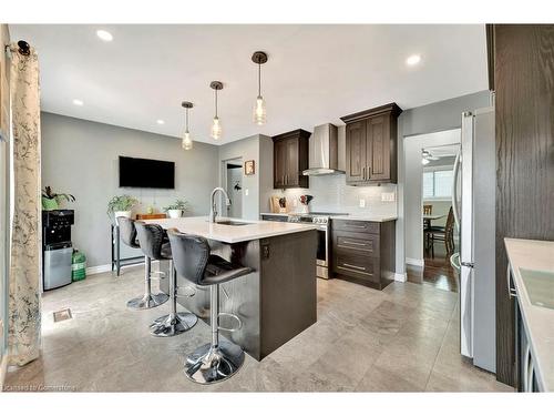 375 Elliott Street, Cambridge, ON - Indoor Photo Showing Kitchen With Upgraded Kitchen
