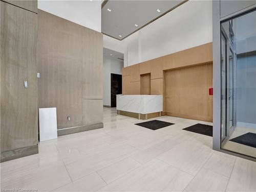 1418-2782 Barton Street E, Hamilton, ON - Indoor Photo Showing Other Room