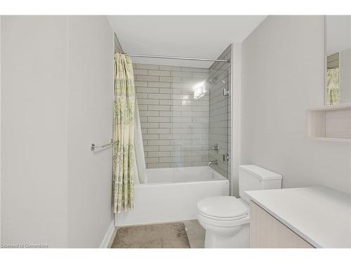 312-320 Plains Road E, Burlington, ON - Indoor Photo Showing Bathroom