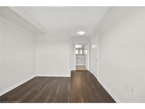 312-320 Plains Road E, Burlington, ON - Indoor Photo Showing Other Room