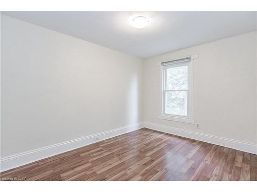 20 Burlington Street E, Hamilton, ON - Indoor Photo Showing Other Room