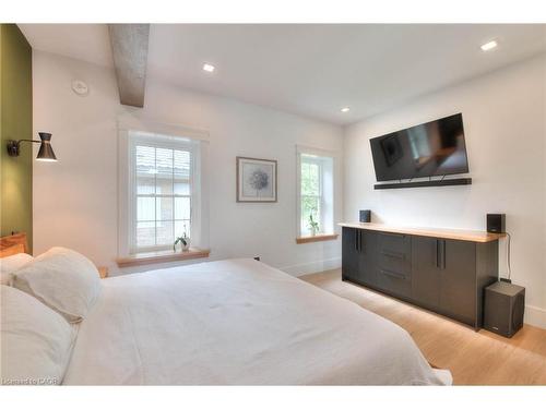 38 Shirk Place, Kitchener, ON 