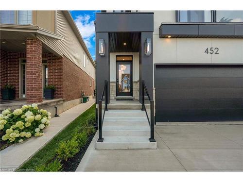 452 Westhaven Street, Waterloo, ON - Outdoor