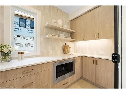 452 Westhaven Street, Waterloo, ON - Indoor Photo Showing Kitchen