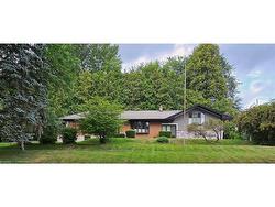 4 Sun Avenue  Dundas, ON L9H 5A5