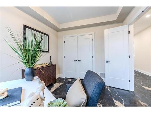 7 Bartlett Avenue, Grimsby, ON - Indoor