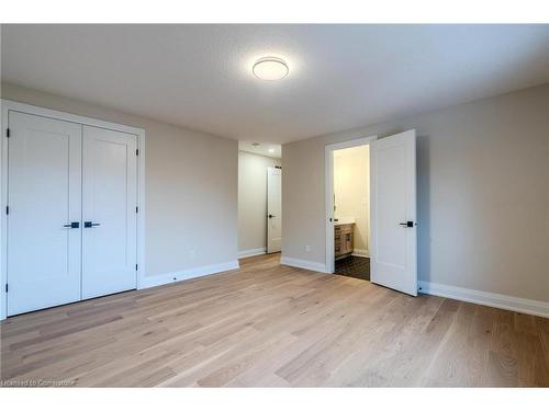 7 Bartlett Avenue, Grimsby, ON - Indoor Photo Showing Other Room