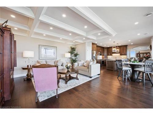 1404-255 Keats Way, Waterloo, ON - Indoor Photo Showing Living Room