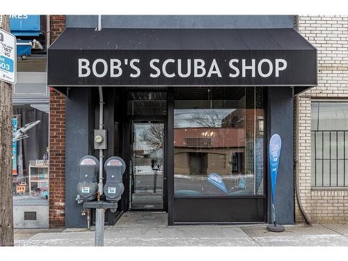 220 1/2 Kenilworth Avenue N, Hamilton, ON 