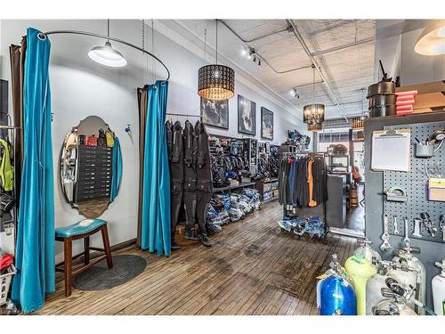 220 1/2 Kenilworth Avenue N, Hamilton, ON 