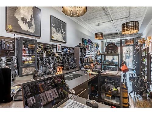 220 1/2 Kenilworth Avenue N, Hamilton, ON 