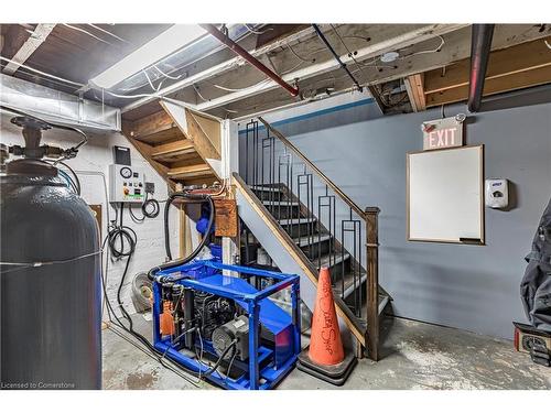 220 1/2 Kenilworth Avenue N, Hamilton, ON 