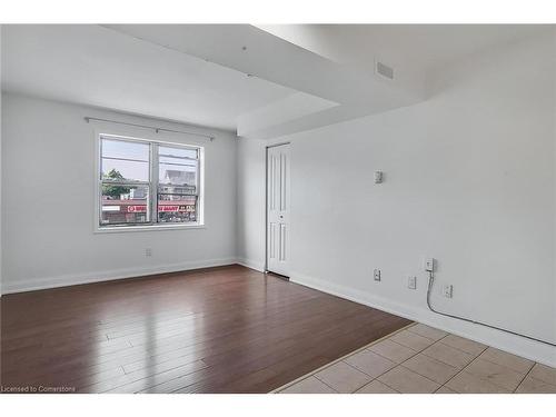 897 Barton Street E, Hamilton, ON 