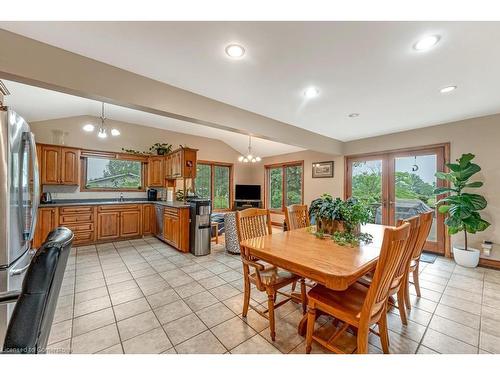 70 Sawmill Road, Caledonia, ON - Indoor Photo Showing Dining Room