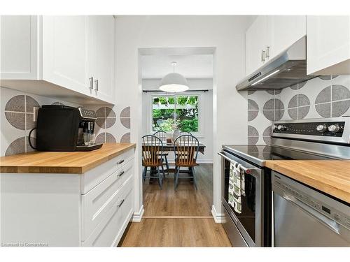 68 Westmount Mews, Cambridge, ON - Indoor Photo Showing Kitchen