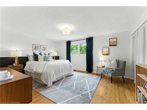 68 Westmount Mews, Cambridge, ON - Indoor Photo Showing Bedroom