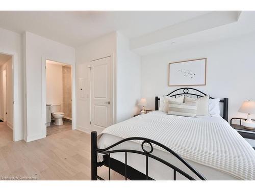 1207-1063 Douglas Mccurdy Common, Mississauga, ON - Indoor Photo Showing Bedroom