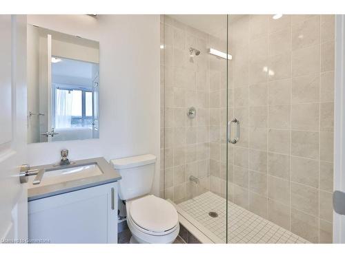1207-1063 Douglas Mccurdy Common, Mississauga, ON - Indoor Photo Showing Bathroom