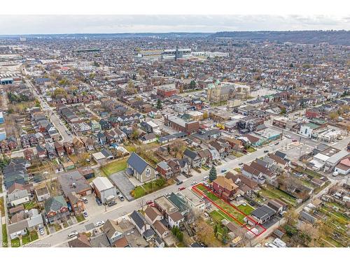 39 Earl Street, Hamilton, ON 