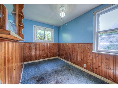 20 Beatty Avenue, Hamilton, ON - Indoor Photo Showing Other Room