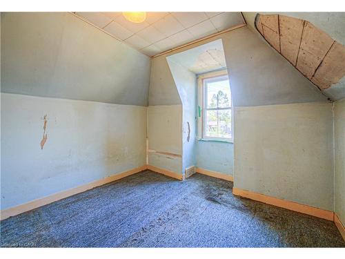 20 Beatty Avenue, Hamilton, ON - Indoor Photo Showing Other Room