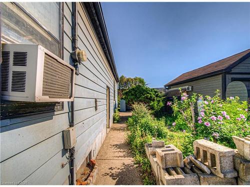 20 Beatty Avenue, Hamilton, ON - Outdoor With Exterior