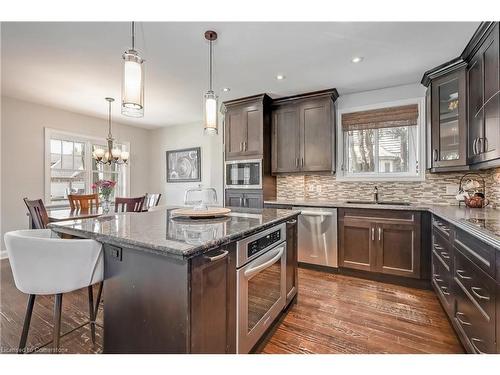 1153 Bellview Street, Burlington, ON - Indoor Photo Showing Kitchen With Stainless Steel Kitchen With Upgraded Kitchen