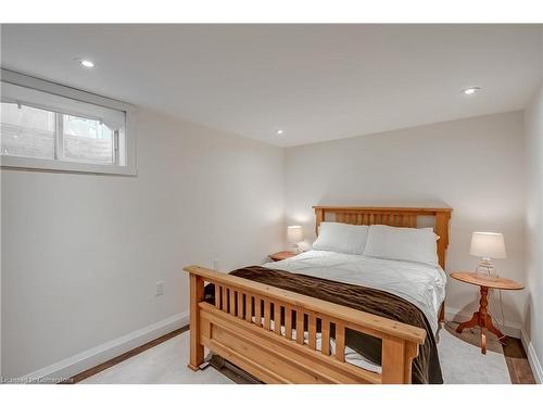 1153 Bellview Street, Burlington, ON - Indoor Photo Showing Bedroom