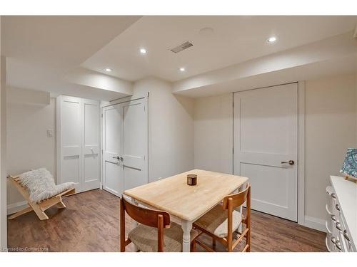 1153 Bellview Street, Burlington, ON - Indoor