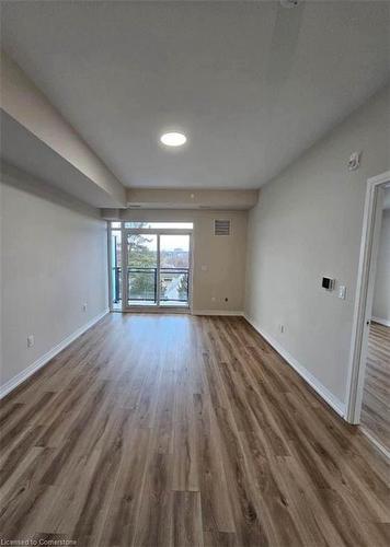 Up13-50 Herrick Avenue, St. Catharines, ON - Indoor Photo Showing Other Room