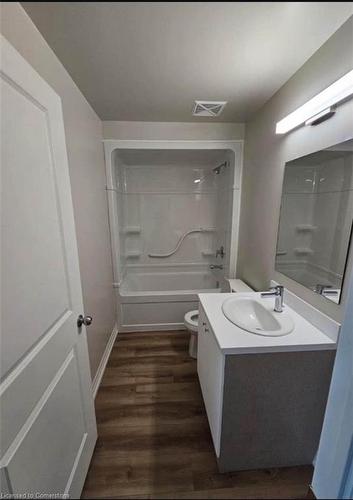 Up13-50 Herrick Avenue, St. Catharines, ON - Indoor