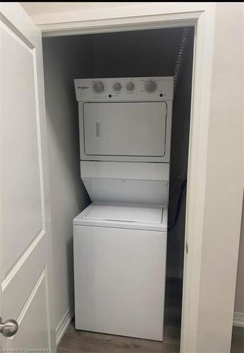Up13-50 Herrick Avenue, St. Catharines, ON - Indoor Photo Showing Laundry Room