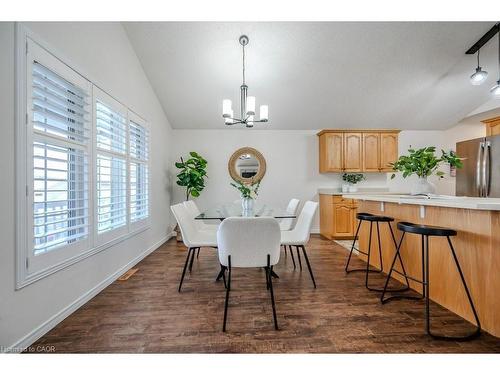 185 Wesley Crescent, Waterloo, ON - Indoor Photo Showing Dining Room