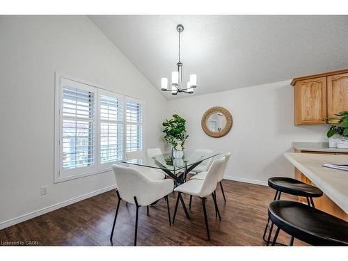 185 Wesley Crescent, Waterloo, ON - Indoor Photo Showing Dining Room