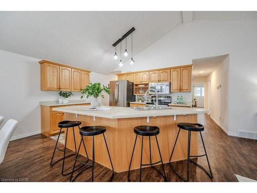 185 Wesley Crescent, Waterloo, ON - Indoor Photo Showing Kitchen