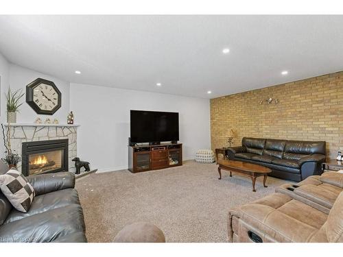 478 East 37Th Street, Hamilton, ON - Indoor Photo Showing Living Room With Fireplace