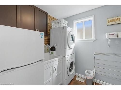 478 East 37Th Street, Hamilton, ON - Indoor Photo Showing Laundry Room