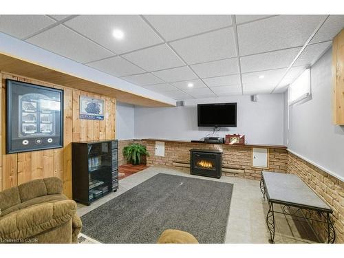 478 East 37Th Street, Hamilton, ON - Indoor With Fireplace