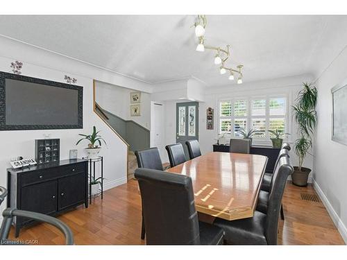 478 East 37Th Street, Hamilton, ON - Indoor Photo Showing Dining Room