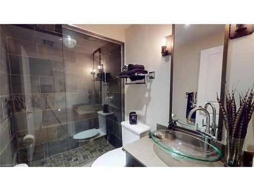 131 Mcpherson Road, Caledon, ON - Indoor Photo Showing Bathroom