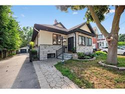 108 Owen Street  Barrie, ON L4M 3H7