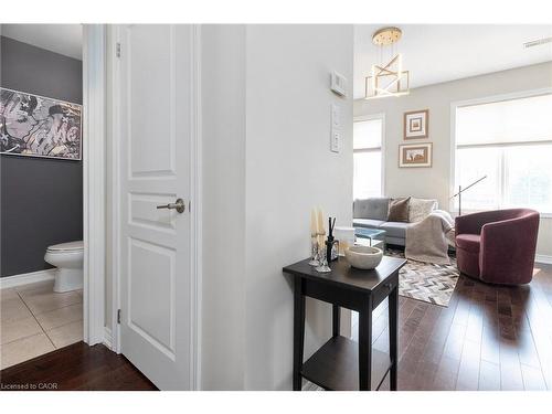 26-1401 Plains Road E, Burlington, ON - Indoor