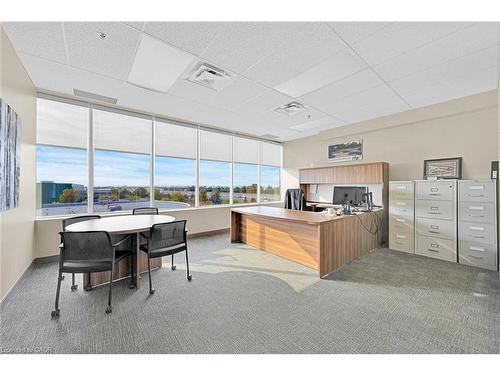 423-424-1100 South Service Road, Stoney Creek, ON 