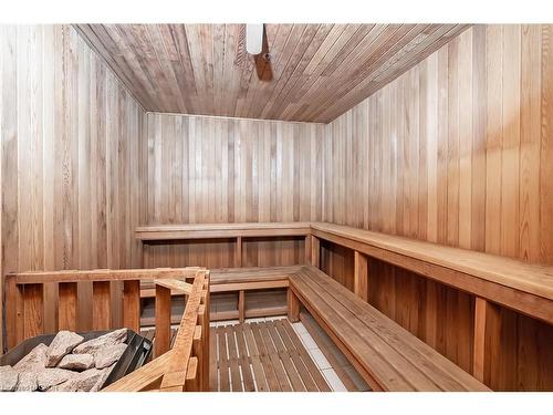 Ph105-1271 Walden Circle, Mississauga, ON - Indoor Photo Showing Other Room