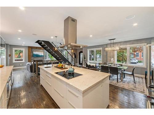 535 Locust Street, Burlington, ON - Indoor Photo Showing Other Room