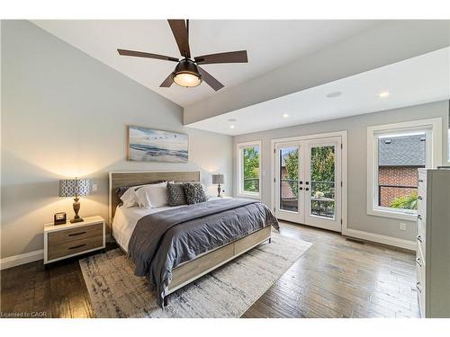 535 Locust Street, Burlington, ON - Indoor Photo Showing Bedroom