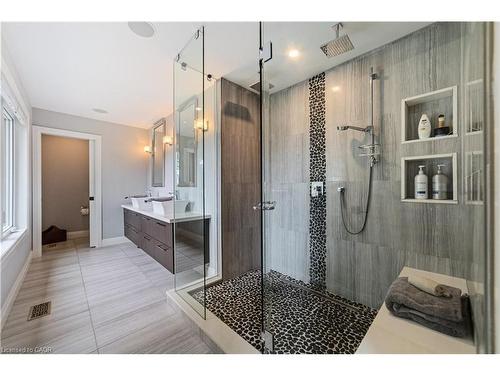 535 Locust Street, Burlington, ON - Indoor Photo Showing Bathroom