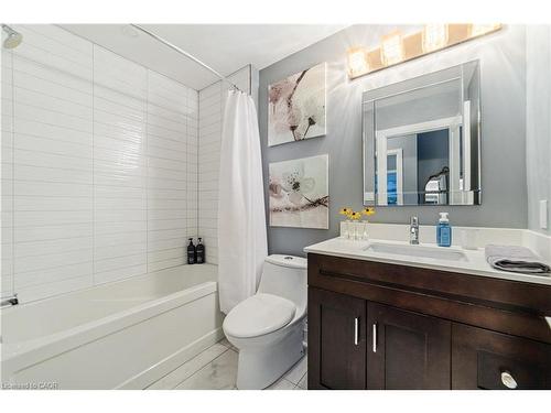 535 Locust Street, Burlington, ON - Indoor Photo Showing Bathroom