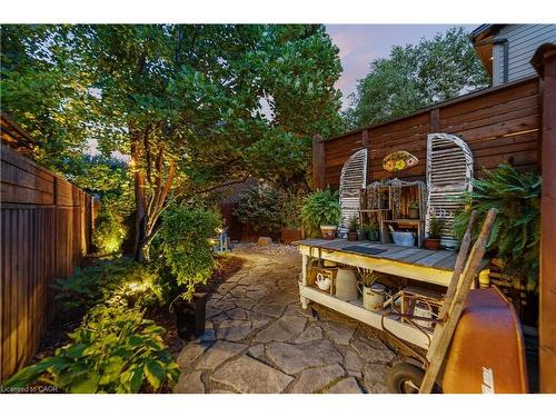 535 Locust Street, Burlington, ON - Outdoor