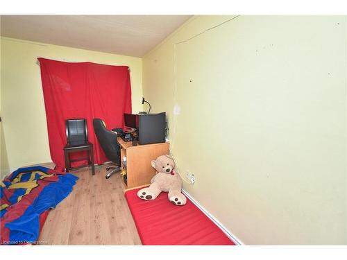 78 Horning Drive, Hamilton, ON - Indoor Photo Showing Other Room